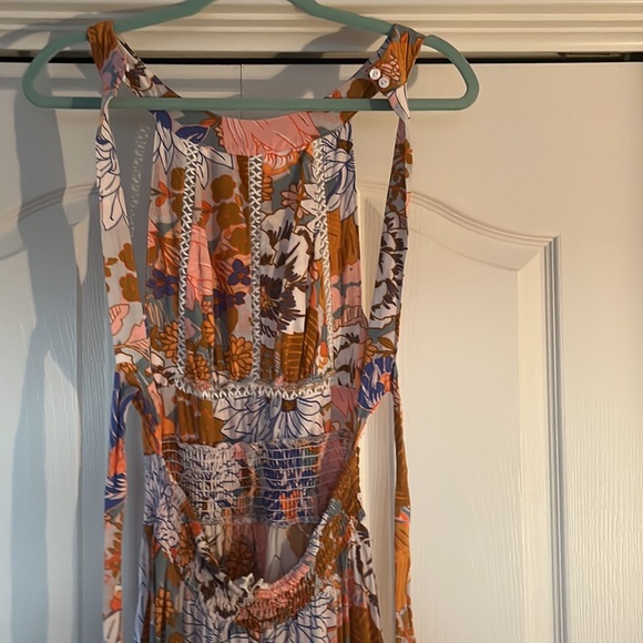 Backless Maxi Dress, NWOT - Picture 2 of 2